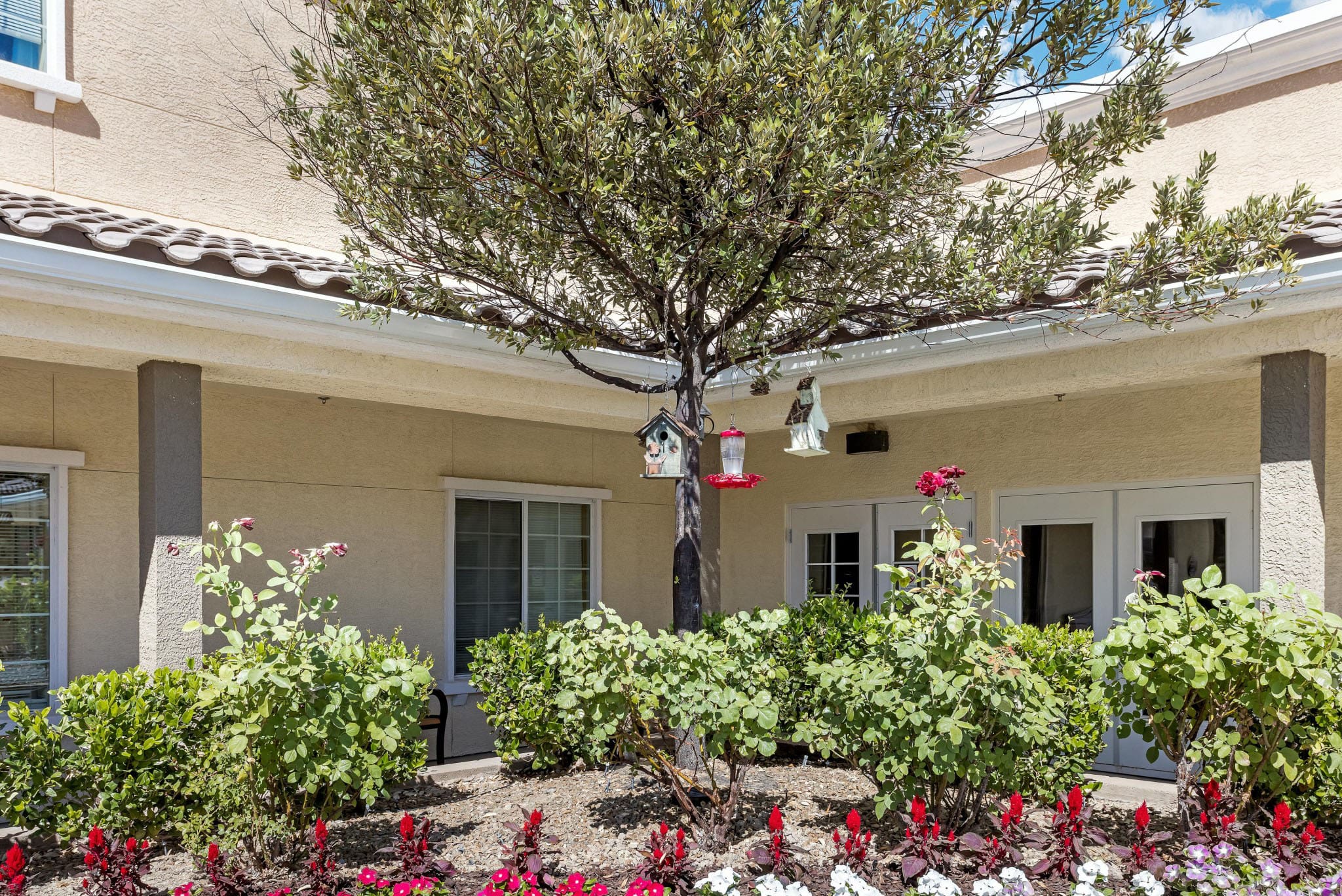 MLP_1587 - Grace Management Courtyard at Inspirations, a trusted option for assisted living.